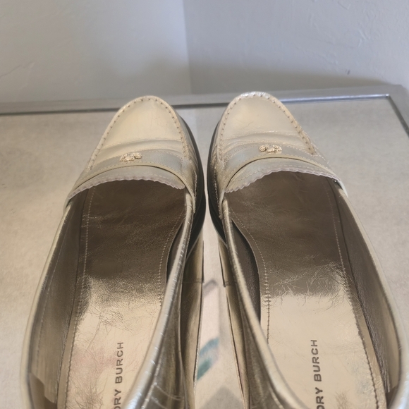 Tory Burch Women\'s Classic Loafer Meatllic Leather Size 11 Spark Gold